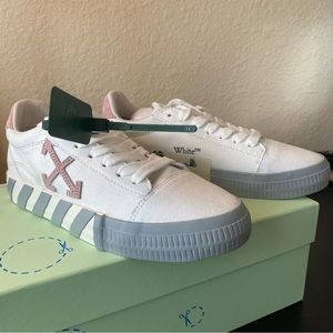 Off White sneakers WOMENS